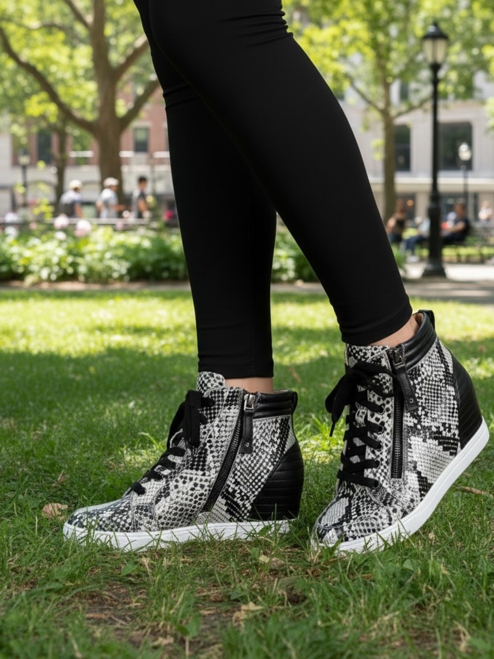 Linea Paolo size 5 snakeskin embossed leather wedge sneaker NWT reg$149 now$79